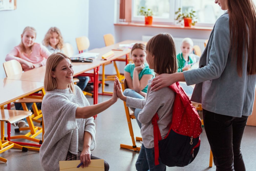 Obuchenie na pedagogicheskiq personal za efektivnoto obshtuvane na roditeli i uchiteli