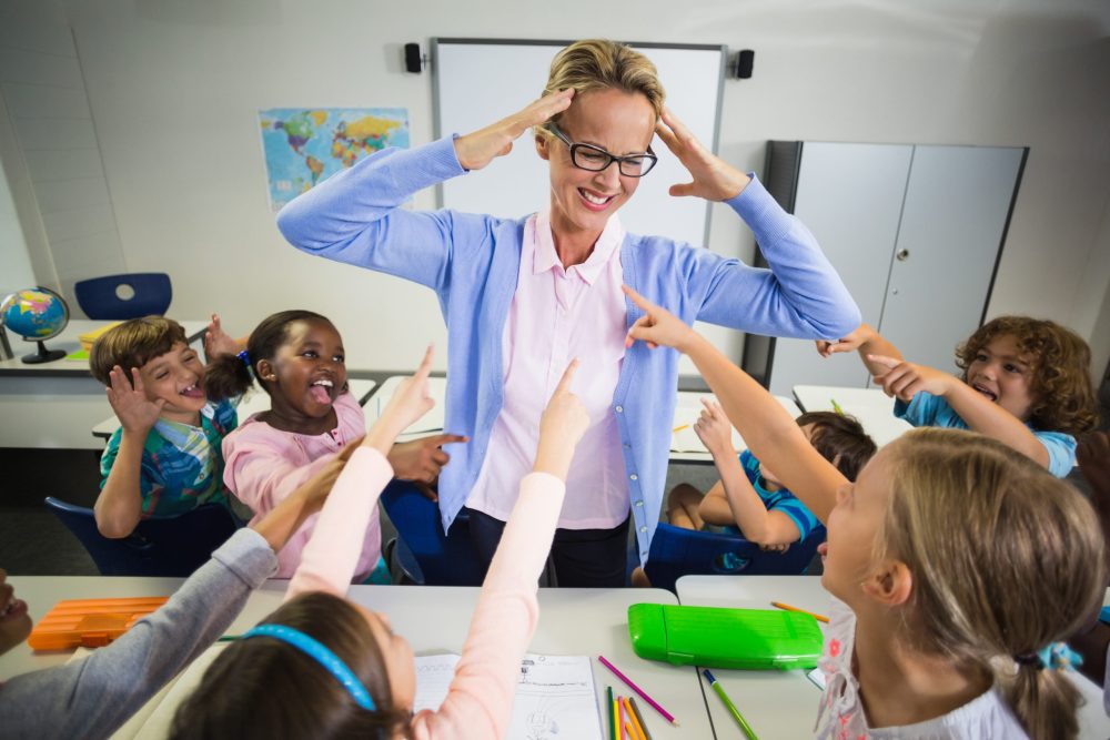 Prevrashtane na stresa v gradivno izrastvane. Motivatsiyata kato kluch kam uspeha v prepodavaneto v uchilishte Obuchenieto e podhodyashto za direktori i vsichki pedagogicheski spetsialisi
